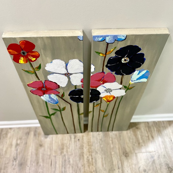 Stem Flowers on a Canvas - Picture 9 of 10